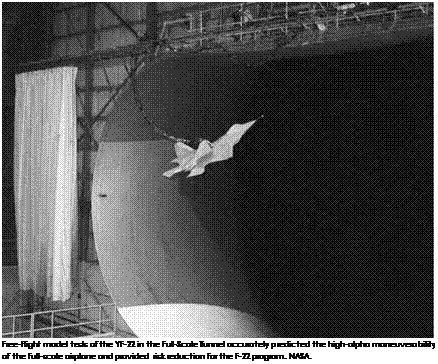 Подпись: Free-flight model tests of the YF-22 in the Full-Scale Tunnel accurately predicted the high-alpha maneuverability of the full-scale airplane and provided risk reduction for the F-22 program. NASA. 